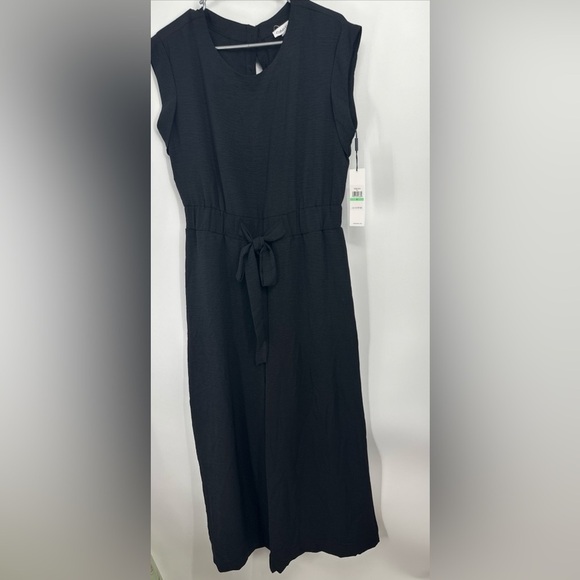 Calvin klein Black Wide Leg Jumpsuit Sleeveless Belted NWT $139 Size 8 - Picture 1 of 5
